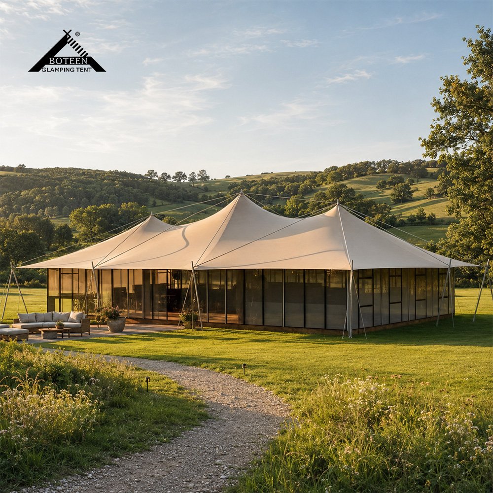 BOTEEN BT-AJ-1 creates premium glamping spaces for luxury resorts, eco retreats and outdoor destinations, combining refined comfort with the beauty of nature.